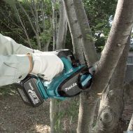 Makita Cordless Chainsaw DUC122Z DIY Industrail Best Tool Shop Strand Hardware Price Specials South Africa