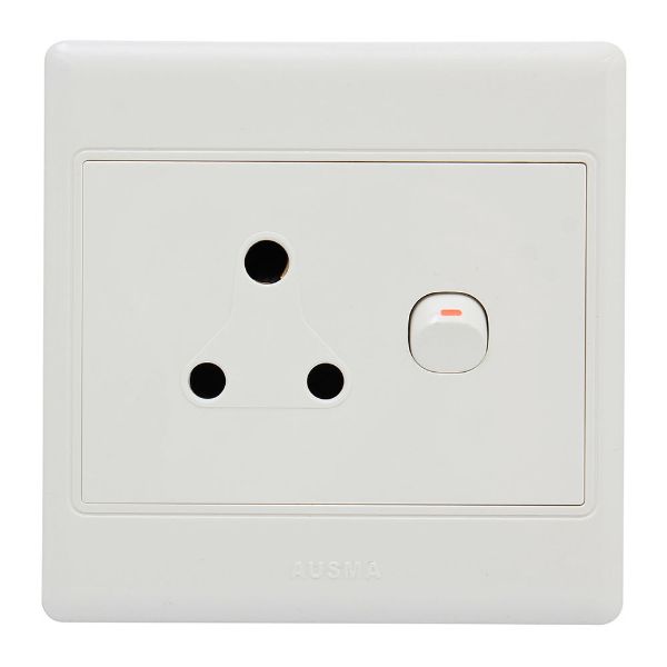 Eurolux Socket Single 4 x 4 Complete | Buy Online in South Africa | Strand Hardware 